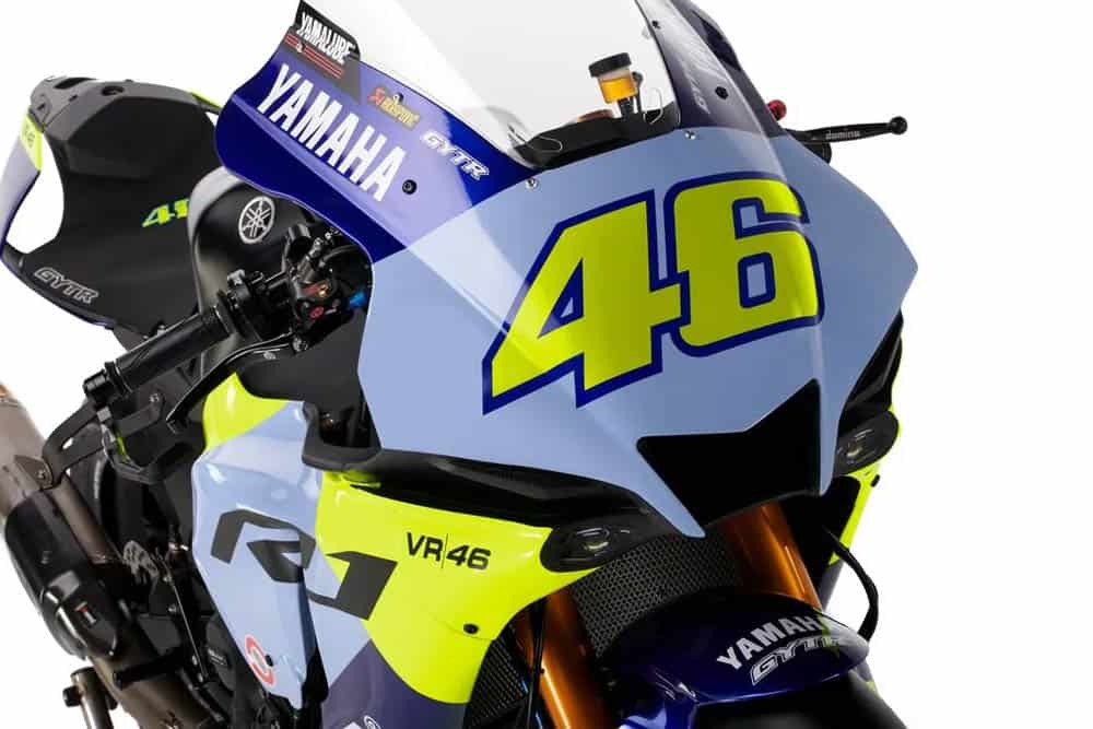 Yamaha apresenta nova YZF-M1 na Itália - moto.com.br