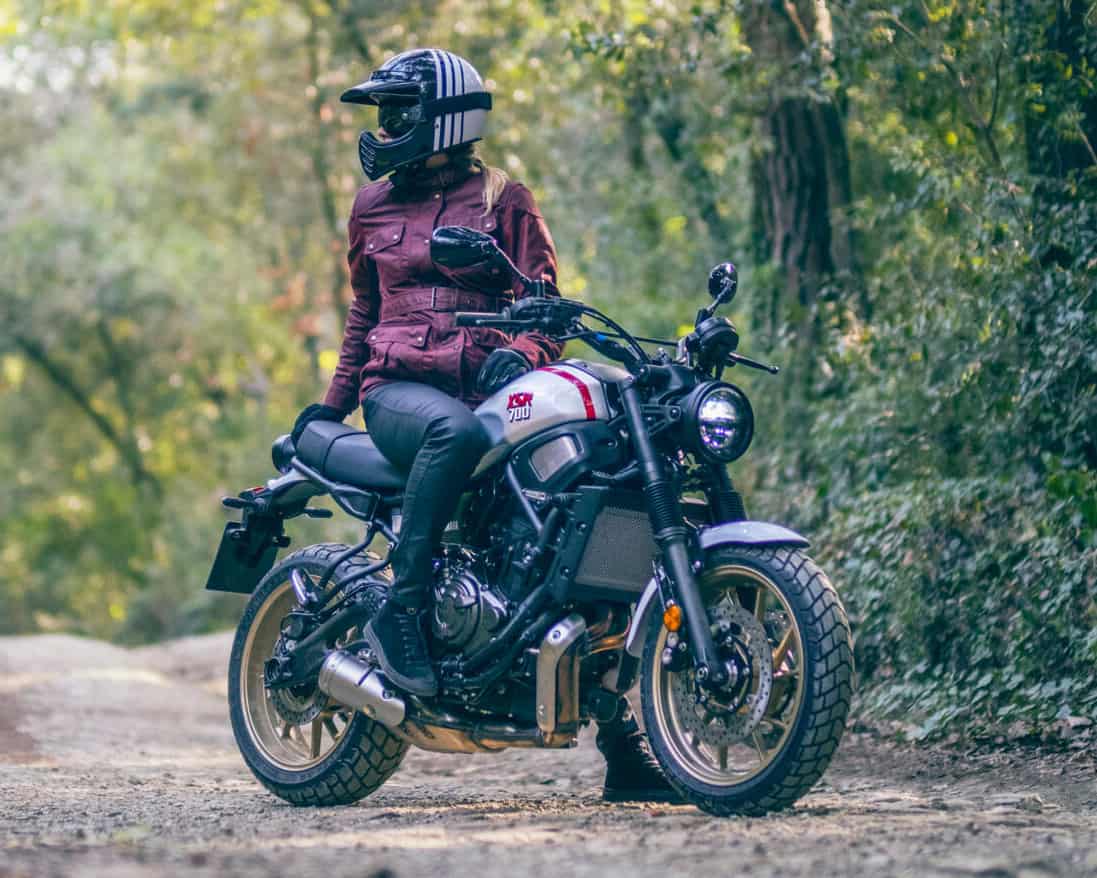 Yamaha R7: uma moto esportiva que queremos no Brasil, motos de corrida  preta 