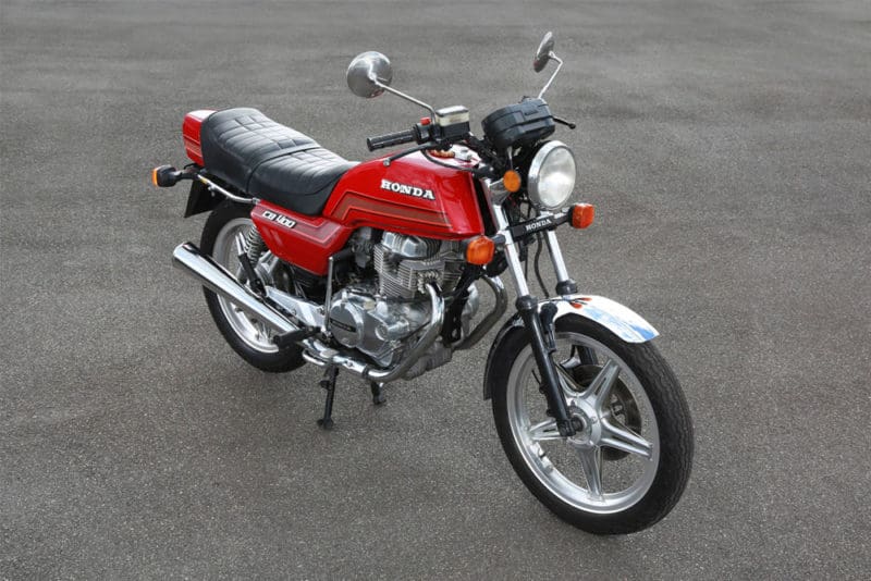 cb 400 motos que marcaram os anos 1980