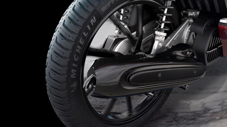 Marca promete ‘o melhor pneu’ para motos 150 e 160 cc