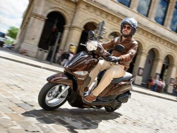 O scooter é a moto preferida nos continentes Europeu e Asiático