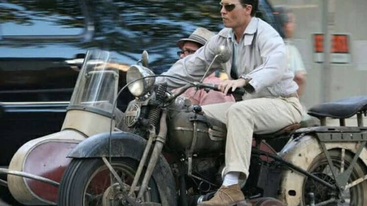 Top4 casos de Johnny Depp de amor a motocicletas