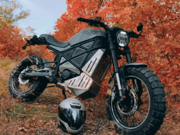 EMGo ScrAmper a moto elétrica da Ucrânia