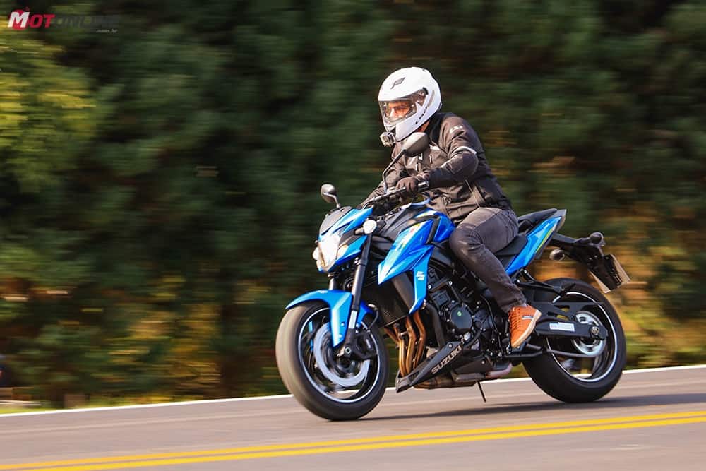 Teste  Qual a melhor moto 2021 de 450cc das 7 marcas atuais