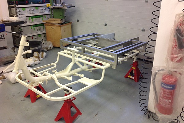 Inusitado: motorhome criado na estrutura de uma Lambretta