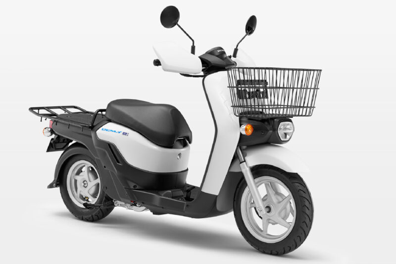 Scooter elétrico Honda para delivery no japao