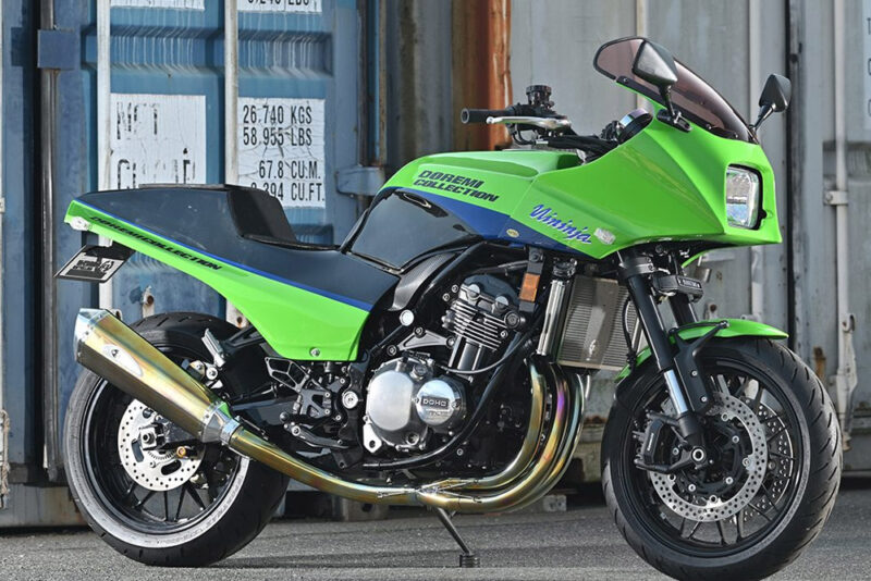 z 900 rs customizada em verde