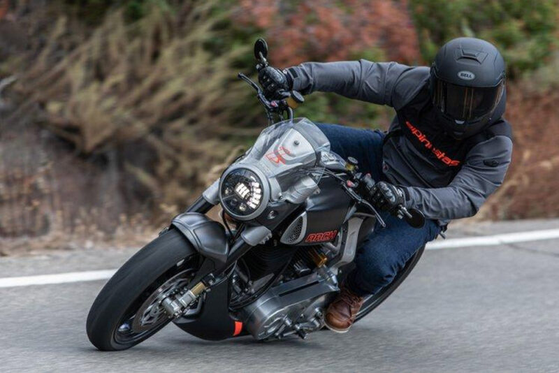 moto de Keanu Reeves vale 600 mil reais