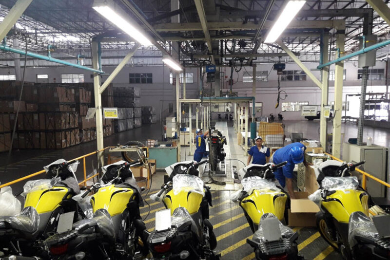 motos suzuki na fábrica manaus