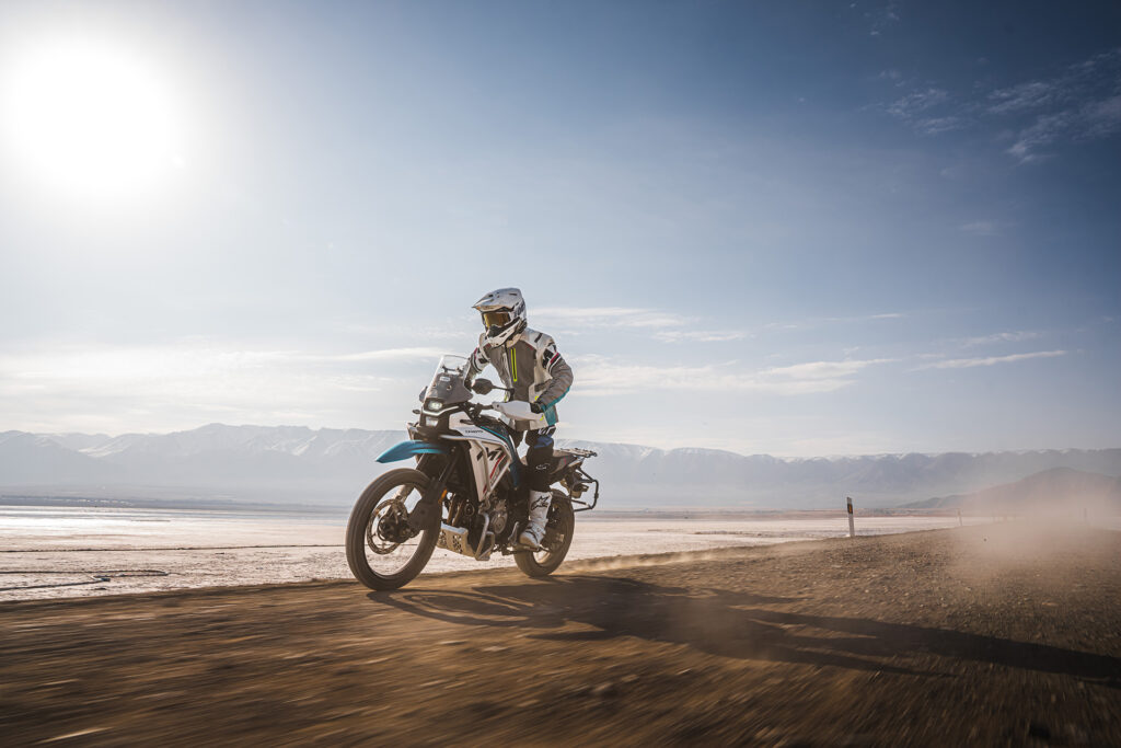 Melhor que Himalayan? Veja 5 pontos onde a CFMoto 450 é superior ...
