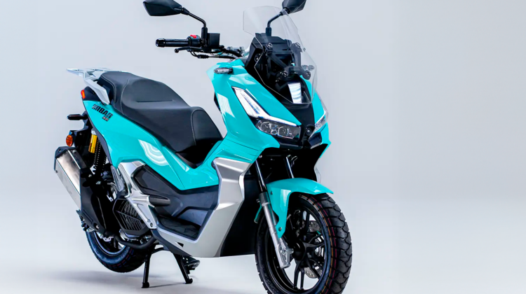Nova scooter Shineray é barata, bem equipada e ‘lembra’ ADV 150