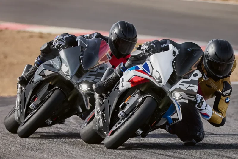 Nova BMW S 1000 RR 2026: para as pistas - Divulgação