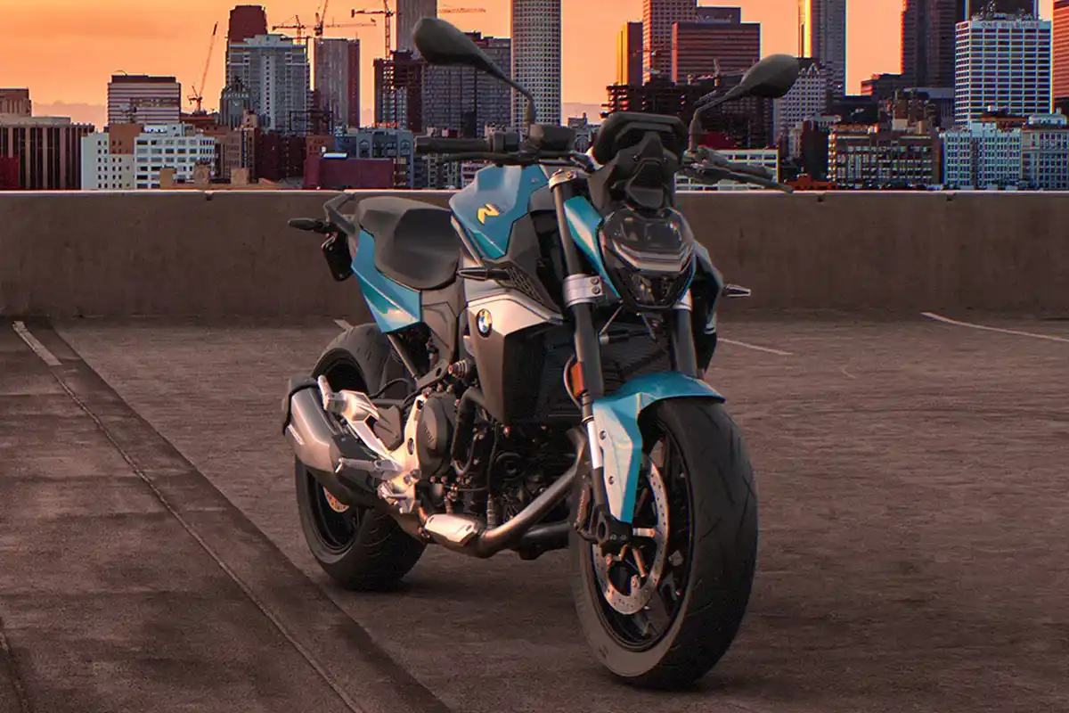 BMW lança nova naked no Brasil e vai apresentar nesta semana