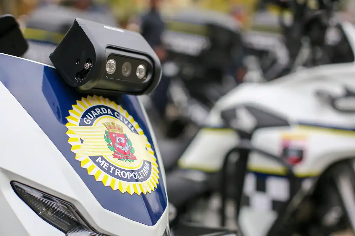 Motos da Polícia de SP ganham tecnologia de leitura de placas