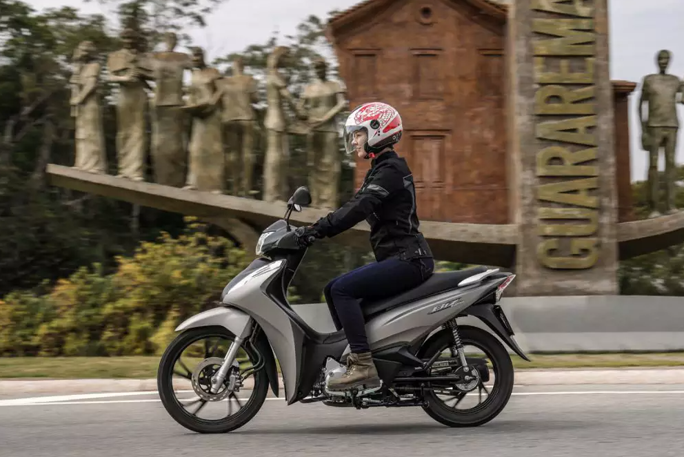 Motos preferidas das mulheres! 5 modelos bonitos e bons de pilotar
