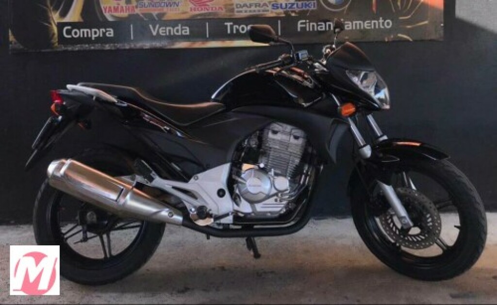 CB 300: nova opção que chegou ao mercado em 2009