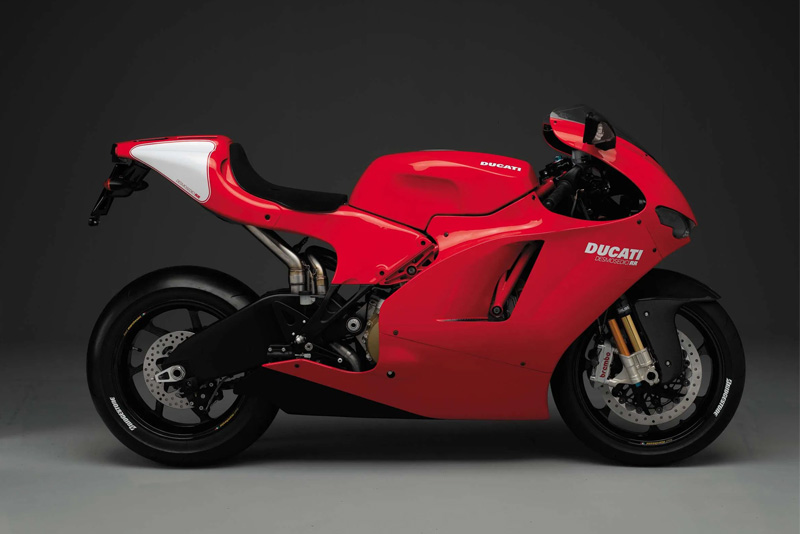 foto moto ducati/desmosedici