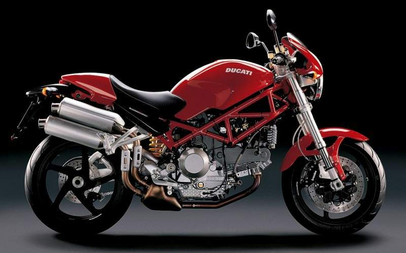 Moto modelo Ducati Monster S2 