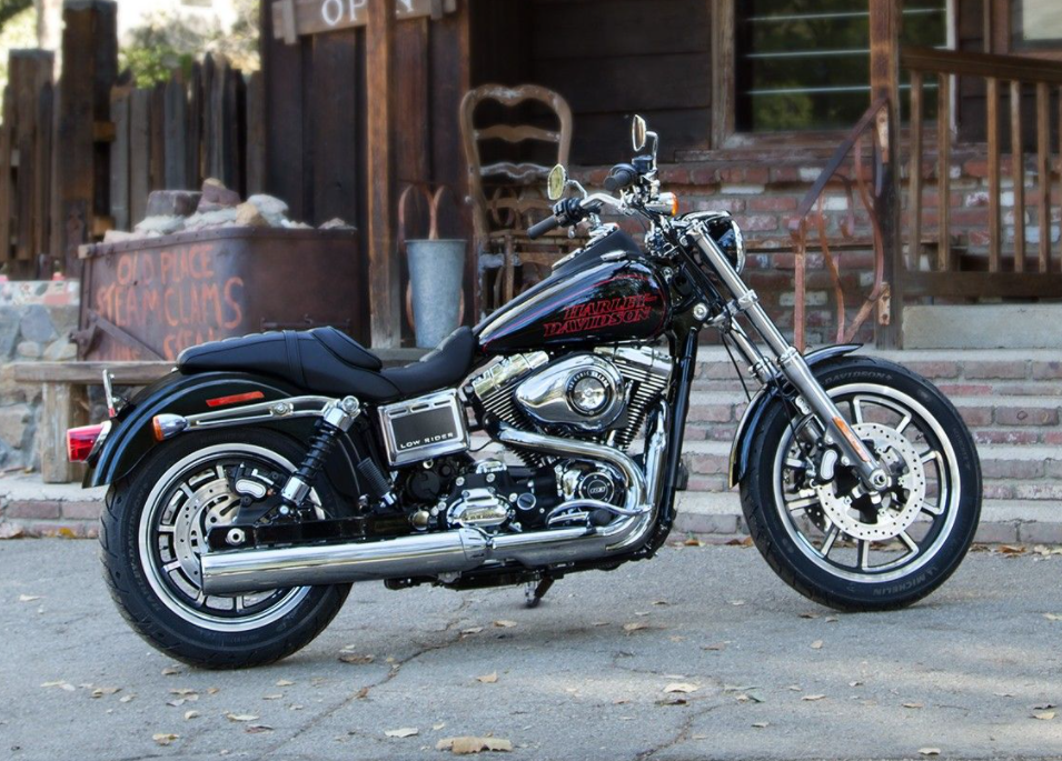 Moto modelo Harley-Davidson Low Rider FXDL