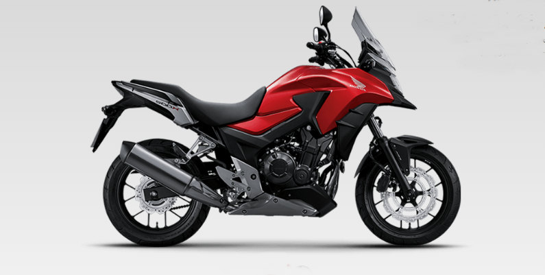 Moto modelo Honda CB 500 X