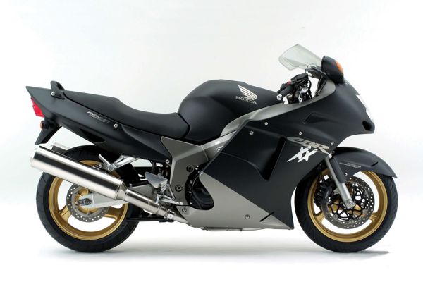 Moto modelo Honda CBR 1100XX Super BlackBird
