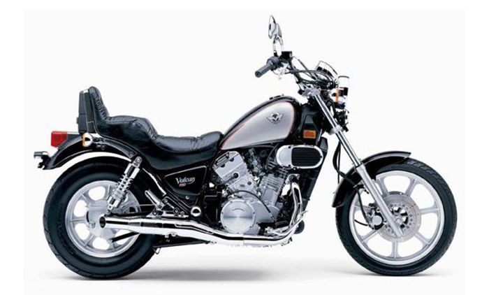 Moto modelo Kawasaki Vulcan 750