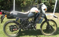 Imagem moto modelo Dakar