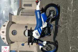 Foto moto Yamaha DT 180 Z
