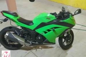 Foto moto Kawasaki Ninja 300