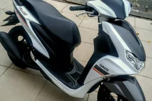 Foto moto Yamaha Fluo 125 ABS
