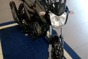 Foto moto Yamaha Factor 150