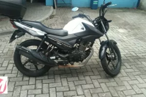 Foto moto Yamaha Factor 150