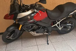 imagem moto Suzuki V-Strom 1000
