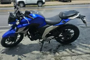 Foto moto Yamaha Fazer 250 ABS
