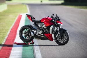 capa noticia Nova Ducati Streetfighter 'de entrada' é quase barata
