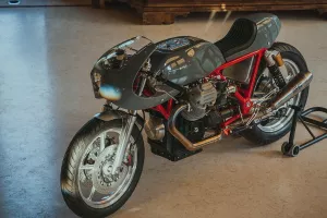 capa noticia Em homenagem ao criador da Ferrari: Moto Guzzi 1000 SP Enzo