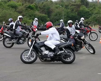 Honda oferece treinamento em homenagem ao Dia do Motociclista