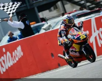 Moto3™ – Cortese assina emocionante vitória no GP da Austrália