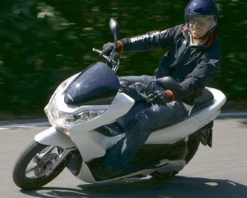 Lançamento Scooter Honda PCX 150