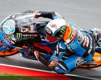 Moto3™: Rins supera Salom após ultrapassagem na última volta