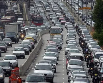 Trânsito deixa jovens paulistanos infelizes