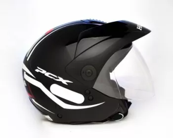 Honda lança capacete inspirado no modelo PCX