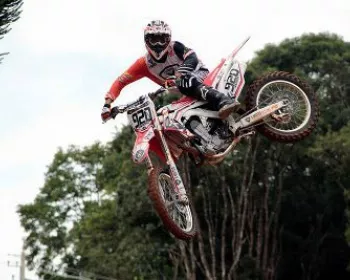 Willian Guimarães vence duas provas no Paranaense de Motocross