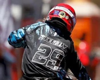 Stefany Serrão é campeã latino-americana de motocross