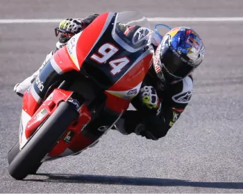 Moto2™: Jonas Folger vence o Grande Prêmio da Espanha