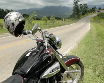 Compartilhe sua viagem de moto com o mundo