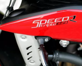 Triumph promove recall da Speed Triple R anos 2015 e 2016