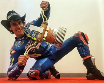 MotoGP: Marc Márquez cai e Rins vence prova em Austin