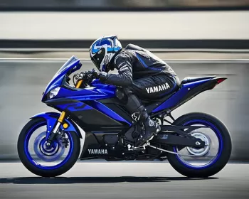 Nova Yamaha R3 chega em agosto com poucas mudanças
