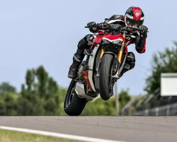 Ducati Streetfighter V4 S: R$ 147 mil e tem fila de espera